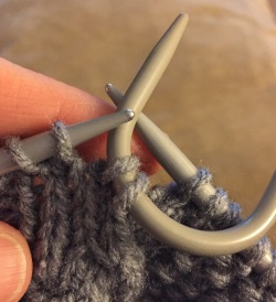 Cable 2 back knitting
