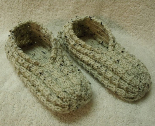 Easy to Knit Slippers Pattern
