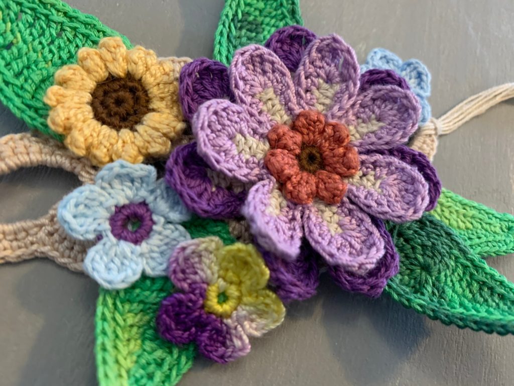 Chic Crochet Flower Bracelet Bangle Cuff