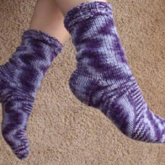 Hand Knitted Socks - Free Pattern