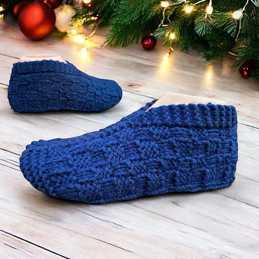 Knitted Slippers for Men - FREE Knitting Pattern