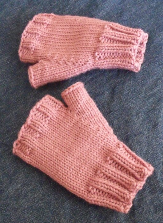 Knitted Fingerless mitts