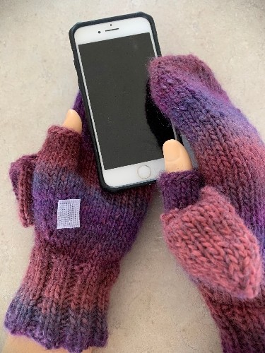 How to Knit Texting Mitts - Knitting Pattern