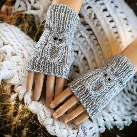 Hand knit owl mitts