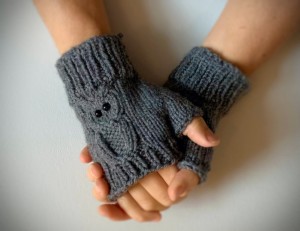 grey owl fingerless glove