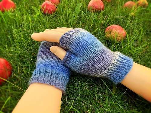 How to knit fingerless gloves