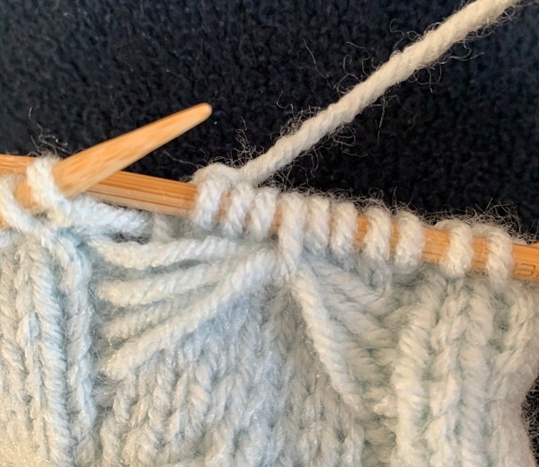 Making the Bow - How to Knit Fingerless Bow Gloves