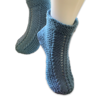 Chevron Striped Moccasin Slippers for Adults – Knitting Pattern from Size 5 – 14