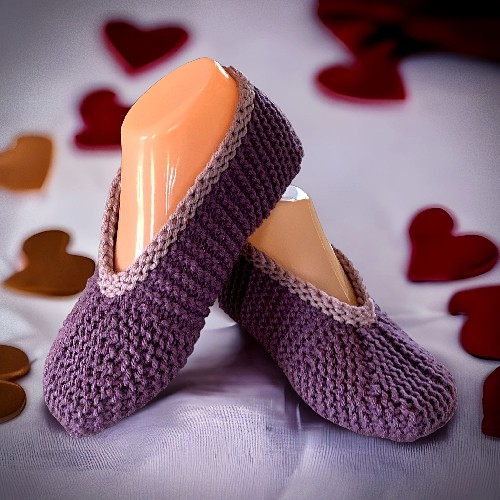 Free Knitting Pattern - Round Toe Slippers