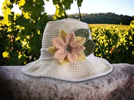 crochet sun hat - FREE crochet pattern