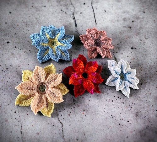 FREE crochet flower pattern