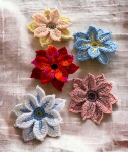 FREE crochet flower pattern