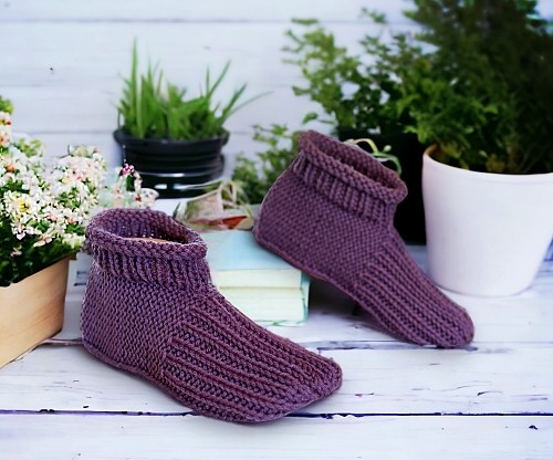 How to Knit Adult Bootie Slippers 