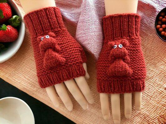 Hippo fingerless mittens - free knitting pattern