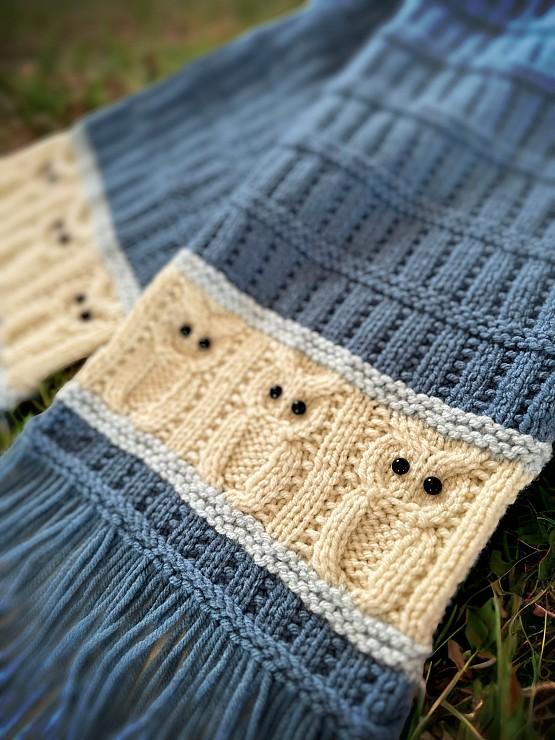 Knit scarf pattern - with owls