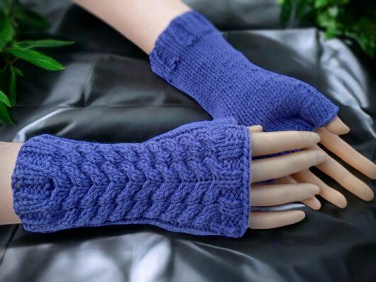 Easy to knit cable fingerless gloves