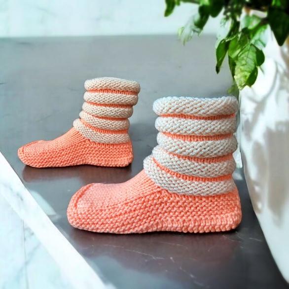 Flat Knit Slippers with a Puffy Cuff knitting pattern