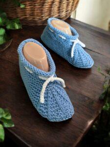 Knit slippers that stay on your feet