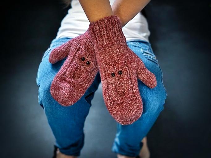 Knitted Owl Mittens - knit flat easy quick knitting pattern