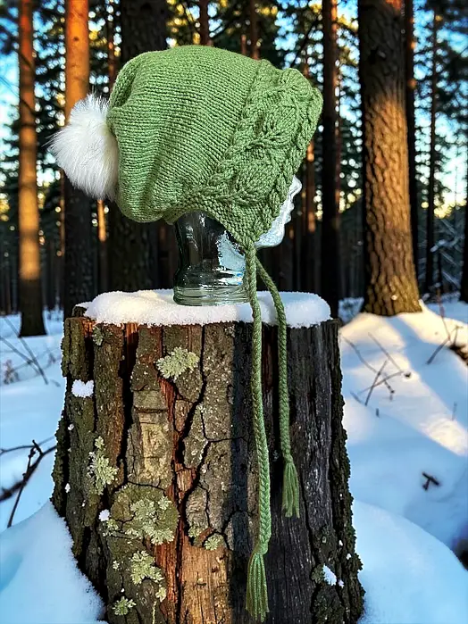Handmade slouchy knit hat featuring leafy textured design