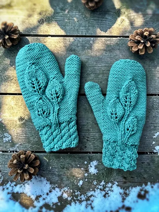 Leaf mittens finished project three leaf design winter knit gloves