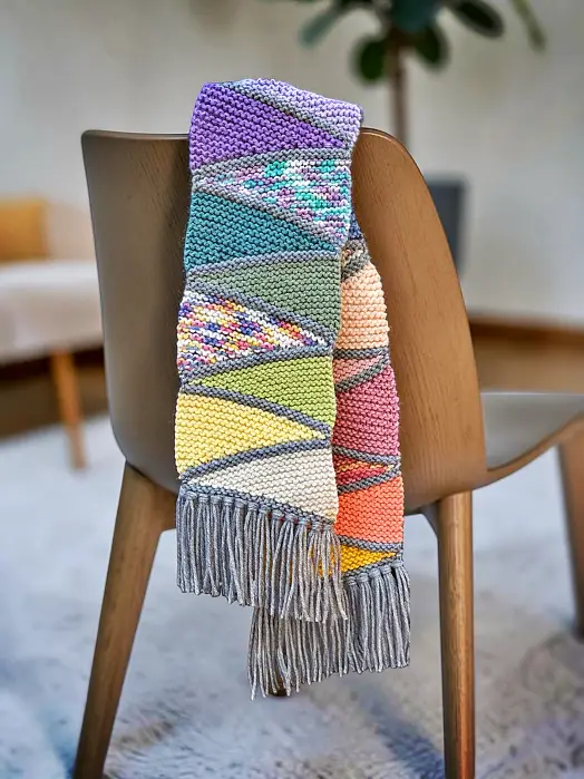 Diagonal Mosaic scarf scrap yarn free knitting pattern