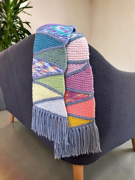 Diagonal Mosaic Scarf - Scrap Yarn Knitting Pattern