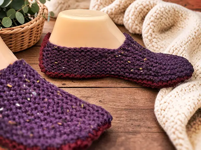 Finished adult slipper knitting pattern with comfortable sideways construction