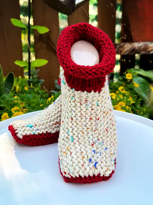 Double thick knit slippers with comfortable cuff