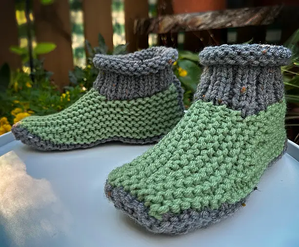 Super bulky yarn slippers with snug ankle cuff