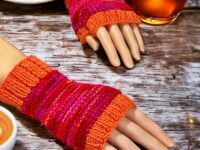 Knit fingerless gloves - knit flat on straight needles