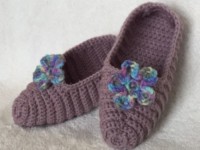 Crochet Slippers for Children Adults - FREE Crochet Pattern!